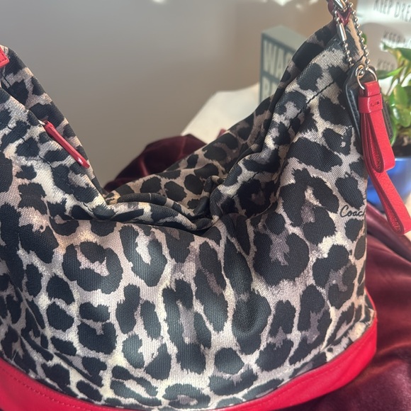 COACH bag. Pre-owned red/print - Picture 7 of 7